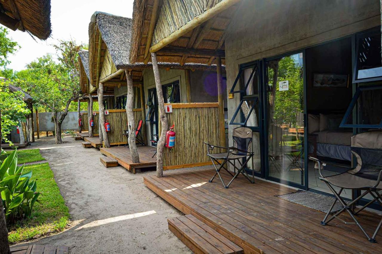 African Excursions Guest House Khwai Exterior photo